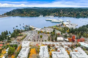 180 Harbor Square Loop NE, Bainbridge Island, WA 98110 - Photo 36