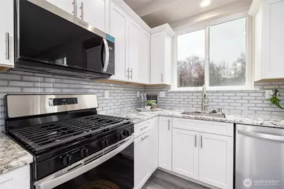 1515 N Waugh Road #A, Mount Vernon, WA 98273 - Photo 6