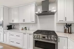 17006 107th St Ct E, Bonney Lake, WA 98391 - Photo 14