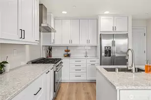 17006 107th St Ct E, Bonney Lake, WA 98391 - Photo 12