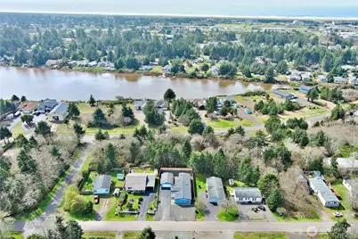 609 Chenois Avenue NE, Ocean Shores, WA 98569 - Photo 40