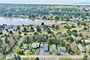 609 Chenois Ave NE, Ocean Shores, WA 98569 - Photo 40