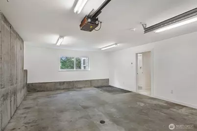 130 N 171st Street, Shoreline, WA 98133 - Photo 36