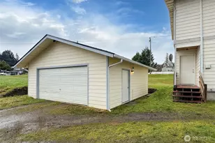 619 E Lauridsen Blvd, Port Angeles, WA 98362 - Photo 22