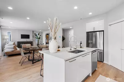 113802 Brookdale Lane E #102, Tacoma, WA 98445 - Photo 14