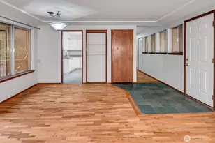 3065 124th Ave NE, Bellevue, WA 98005 - Photo 6