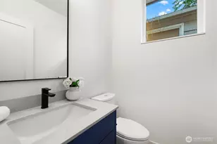 3214 47th Ave SW, Seattle, WA 98116 - Photo 10