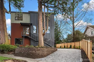 2615 NE 87th St, Seattle, WA 98115 - Photo 2