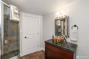 17714 SE 40th Pl, Bellevue, WA 98008 - Photo 16