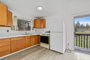 39411 Mountain Hwy E, Eatonville, WA 98328 - Photo 16