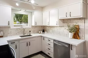 12239 11th Ave NW, Seattle, WA 98177 - Photo 12