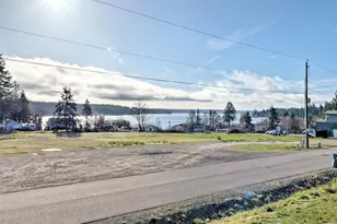 11 E Eberhart Ln, Allyn, WA 98524 - Photo 12