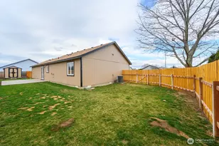 1401 S Hamilton Rd, Moses Lake, WA 98837 - Photo 32