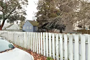 13502 Ambaum Blvd SW, Burien, WA 98146 - Photo 16