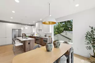 3218 47th Ave SW, Seattle, WA 98116 - Photo 8