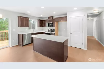 8117 108th Street NE #1A, Marysville, WA 98271 - Photo 6