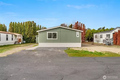 4815 NE Airway Drive #128, Moses Lake, WA 98837 - Photo 2