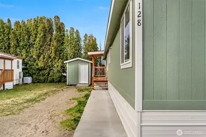4815 NE Airway Drive #128, Moses Lake, WA 98837 - Photo 4