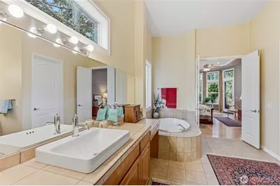 12521 237th Way NE, Redmond, WA 98053 - Photo 18