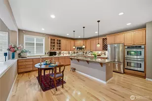 12521 237th Way NE, Redmond, WA 98053 - Photo 10