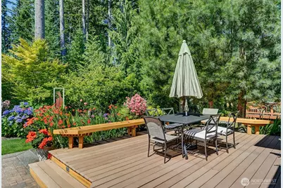 12521 237th Way NE, Redmond, WA 98053 - Photo 32