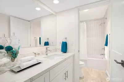 11510 NE 128th Street #2, Kirkland, WA 98034 - Photo 14