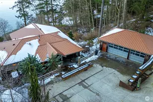 1822 Seacrest Dr, Lummi Island, WA 98262 - Photo 2