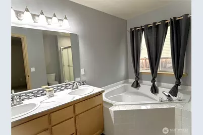 1306 Hansberry Avenue NE, Orting, WA 98360 - Photo 12