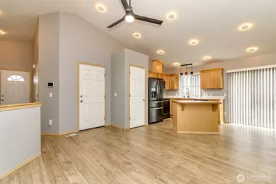 1306 Hansberry Avenue NE, Orting, WA 98360 - Photo 6