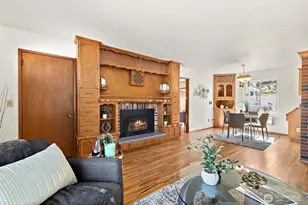 2609 Lake Youngs Ct SE, Renton, WA 98058 - Photo 8