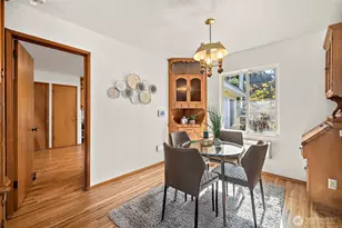 2609 Lake Youngs Ct SE, Renton, WA 98058 - Photo 10