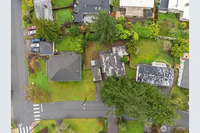 1071 158th Place SE, Bellevue, WA 98008 - Photo 4