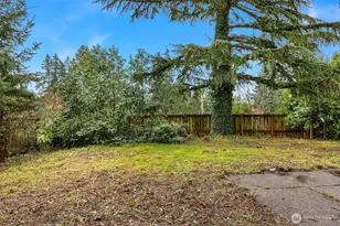 1071 158th Pl SE, Bellevue, WA 98008 - Photo 2
