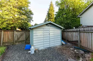 2222 NE Lexington Dr, Bremerton, WA 98311 - Photo 32