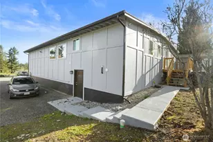 7415 100th St E, Puyallup, WA 98373 - Photo 28