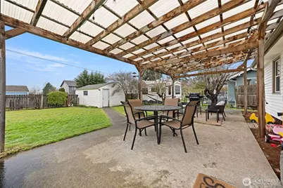 2520 Mtn View Avenue W, University Place, WA 98466 - Photo 30