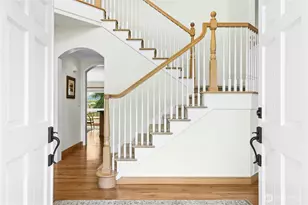 21425 SE 34th Pl, Sammamish, WA 98075 - Photo 4
