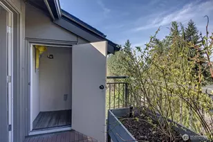 12707 NE 116th St, Kirkland, WA 98034 - Photo 28