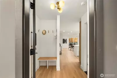 524 NE 89th Street #B, Seattle, WA 98115 - Photo 2