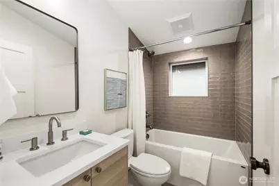 524 NE 89th Street #B, Seattle, WA 98115 - Photo 28