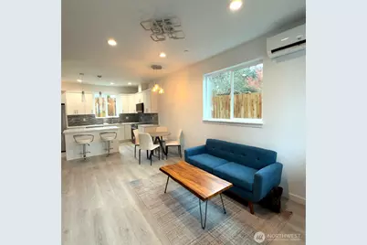 648 B SW 139th Street, Burien, WA 98166 - Photo 2