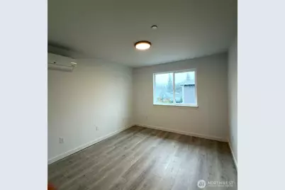 648 B SW 139th Street, Burien, WA 98166 - Photo 8