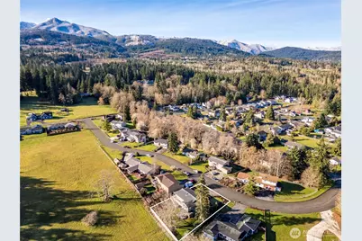 3633 Crabapple Place, Port Angeles, WA 98362 - Photo 4