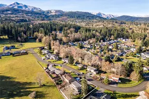 3633 Crabapple Pl, Port Angeles, WA 98362 - Photo 4