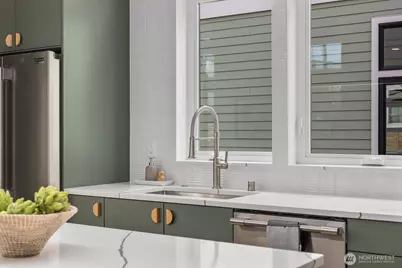 522 NE 89th Street #A, Seattle, WA 98115 - Photo 8