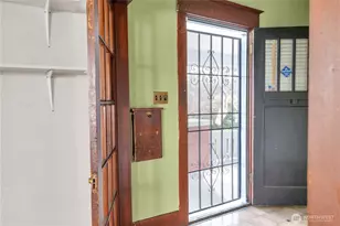 1208 S Ainsworth Ave, Tacoma, WA 98405 - Photo 4