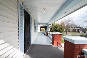 1208 S Ainsworth Ave, Tacoma, WA 98405 - Photo 2