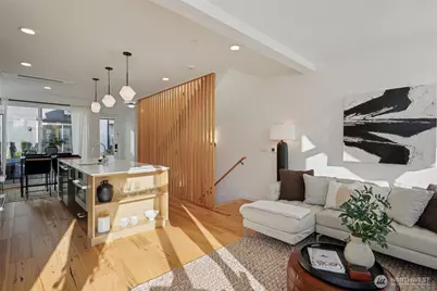 515 Howe #A, Seattle, WA 98109 - Photo 8