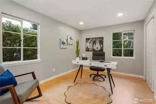 10726 Sand Point Way NE, Seattle, WA 98125 - Photo 16