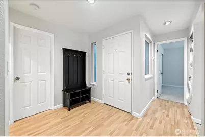 915 N 163rd Street #C17, Shoreline, WA 98133 - Photo 6